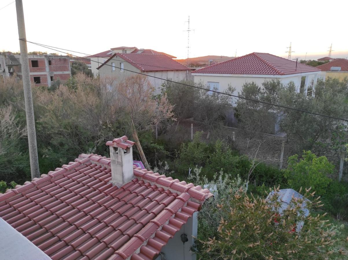 VlorëAlanthiaアパートメント エクステリア 写真