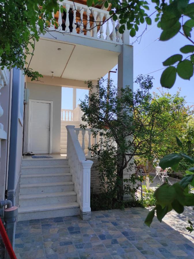 VlorëAlanthiaアパートメント エクステリア 写真