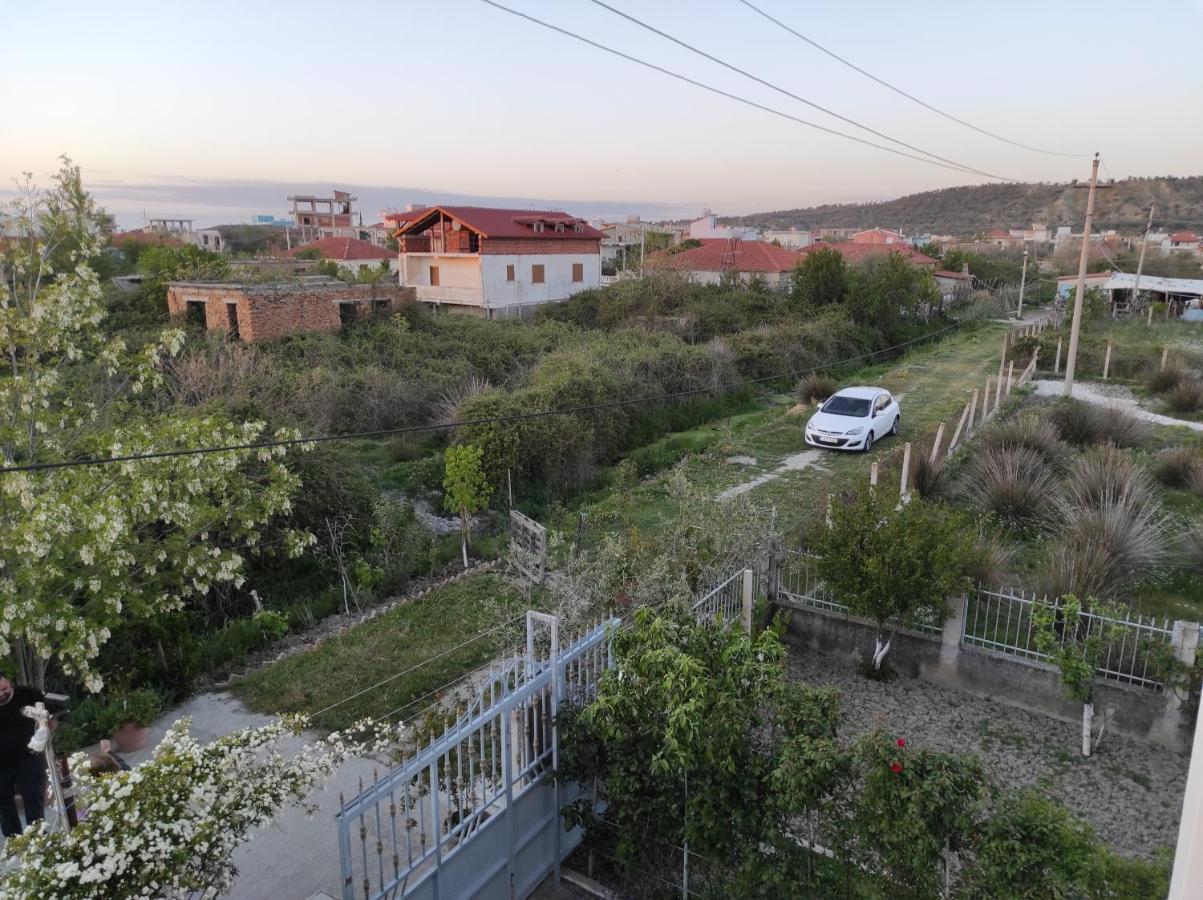 VlorëAlanthiaアパートメント エクステリア 写真